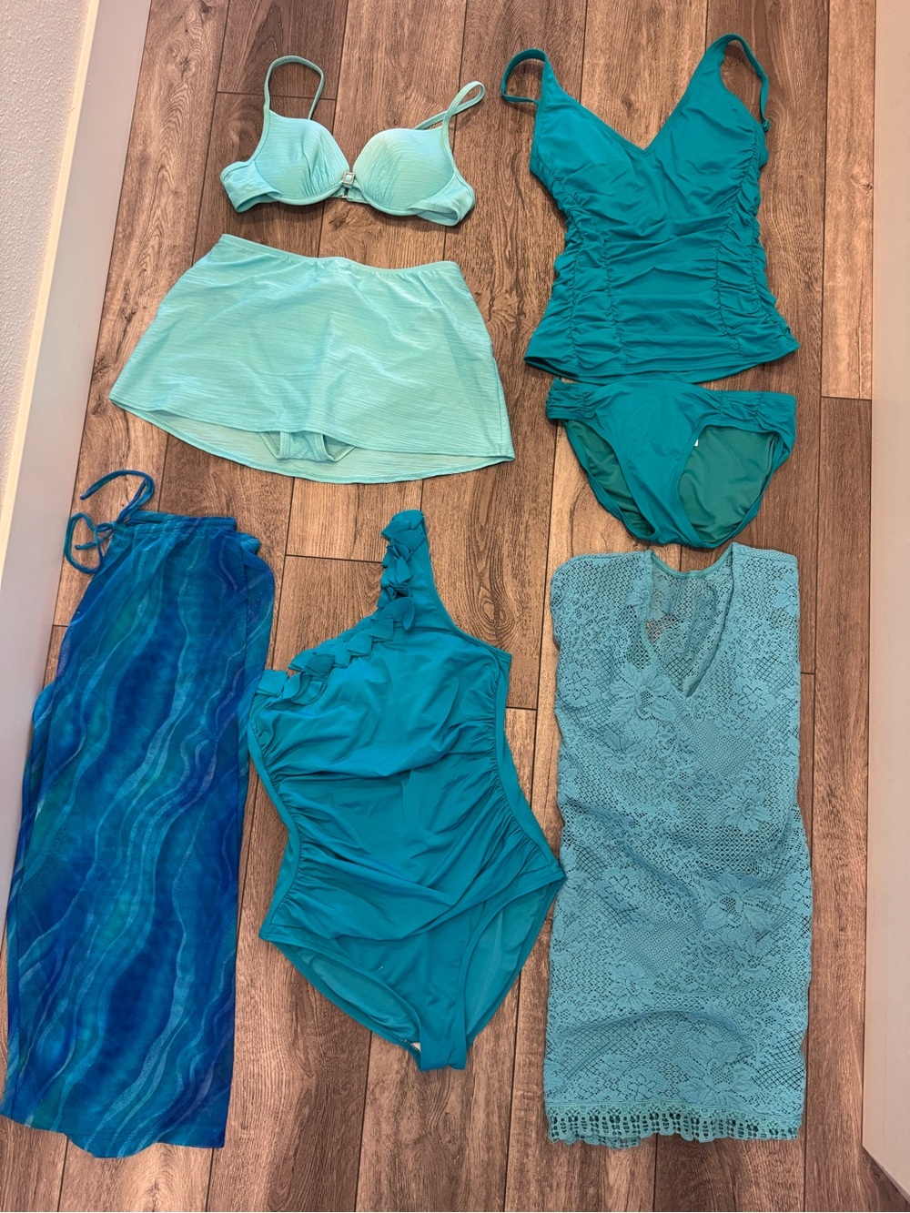 7 pc blue swim bundle - S